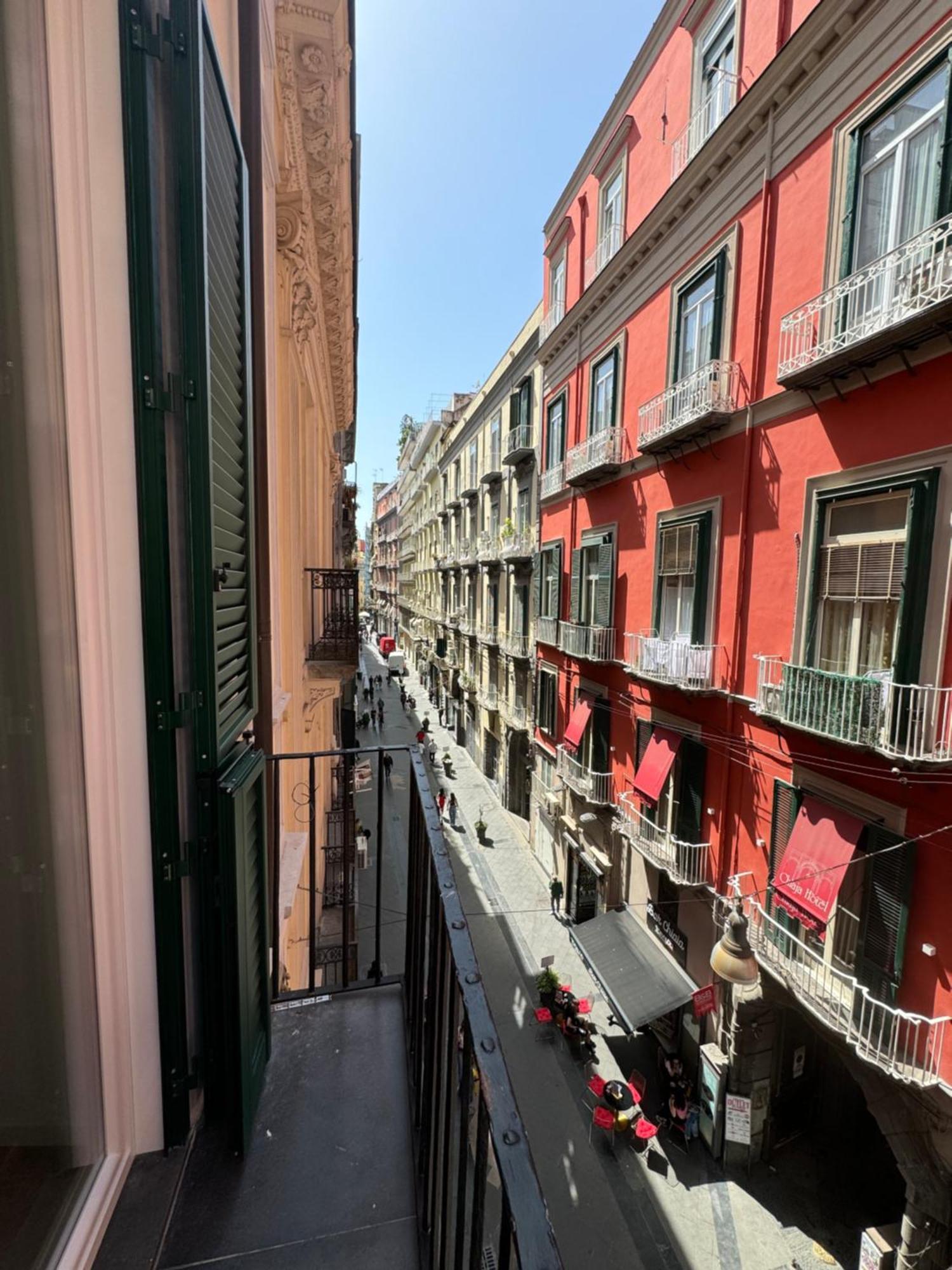 Alma De Chiaja - Design Suites & Apartments Naples Exterior photo